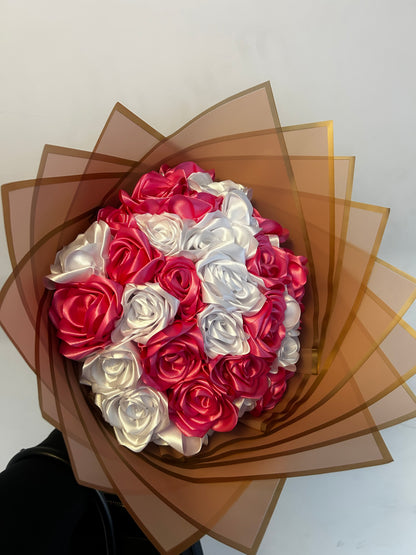 Bouquet de 30 roses Satin