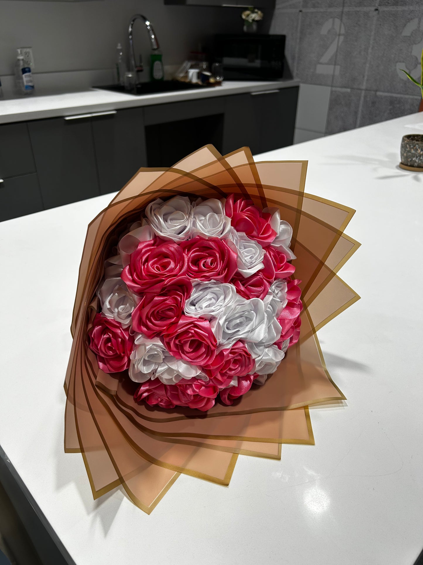 Bouquet de 30 roses Satin