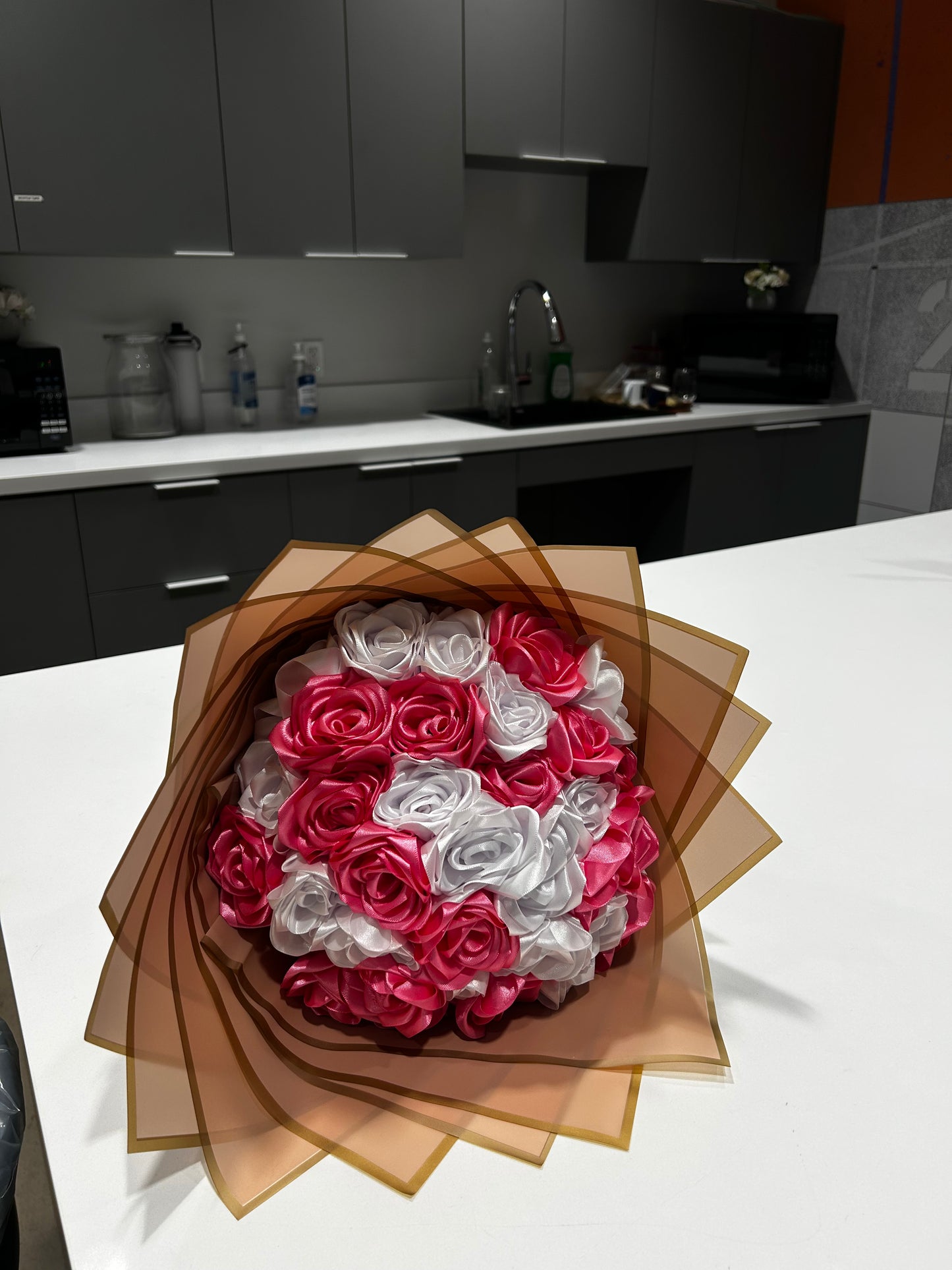 Bouquet de 30 roses Satin